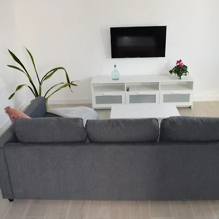 Corcubica Mirando Al Mar